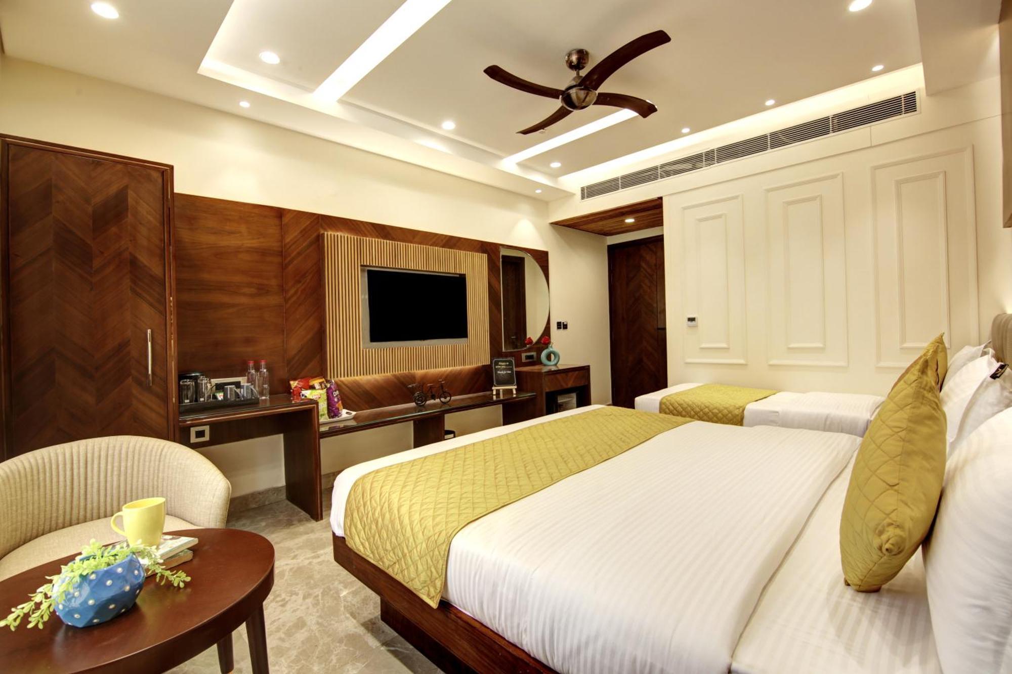The Vanson Pride Delhi New Delhi Eksteriør bilde